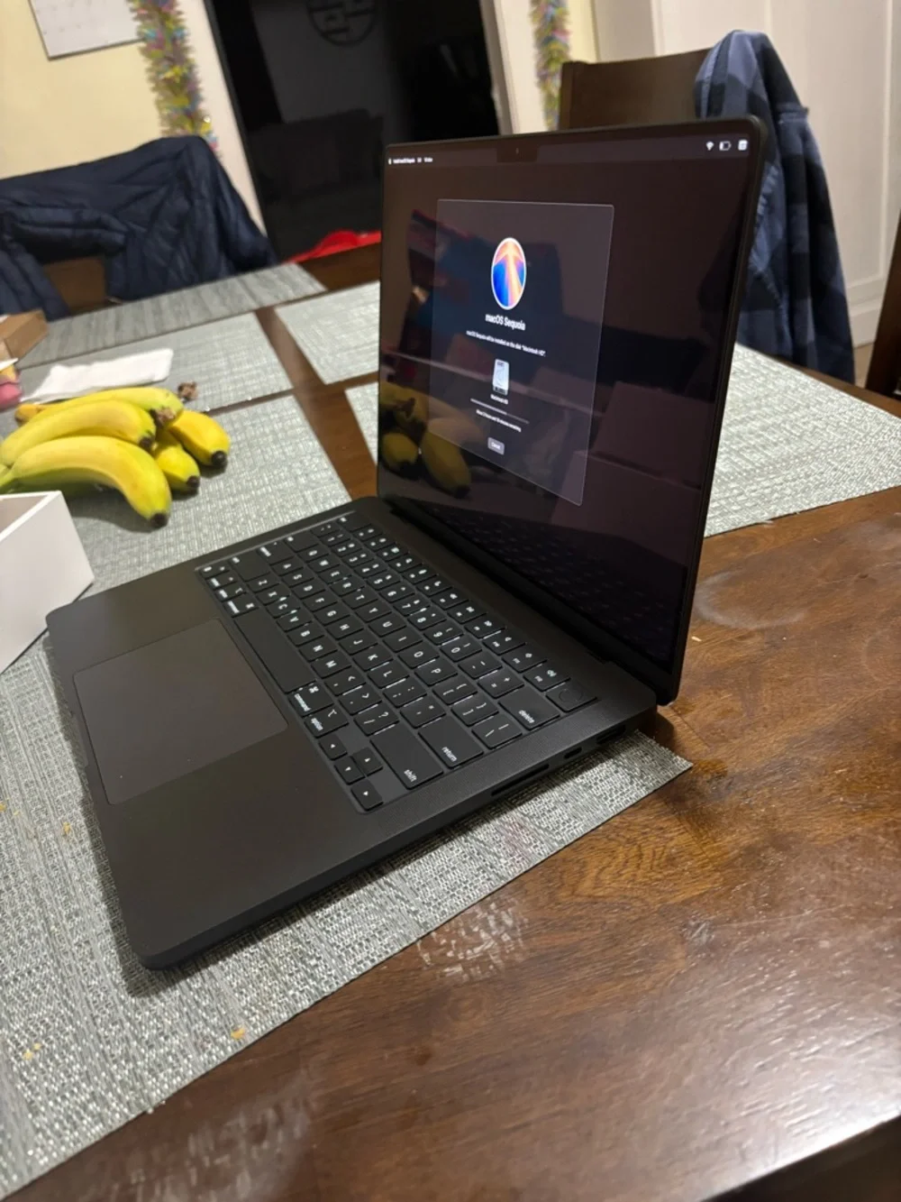 Apple MacBook Pro in Space Gray - Retail Box